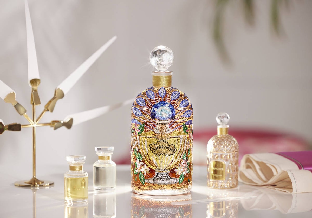 El Frasco de las Abejas de Shourouk Rhaiem de Guerlain cuesta 18.000 euros.