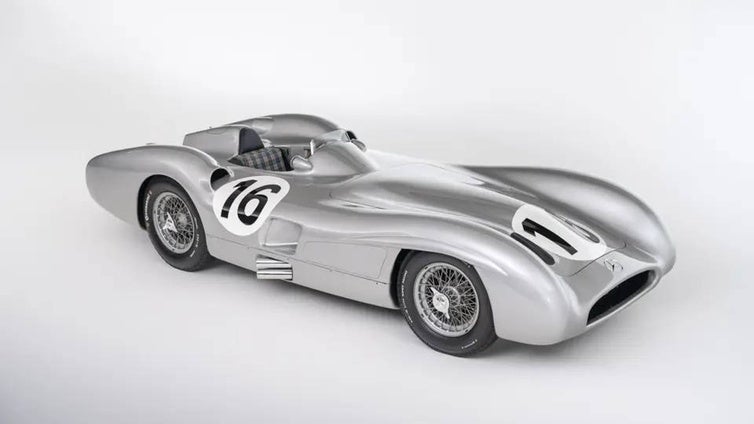 Vendido por más de 51 millones un Mercedes W196R de 1955, el segundo coche más caro de la historia