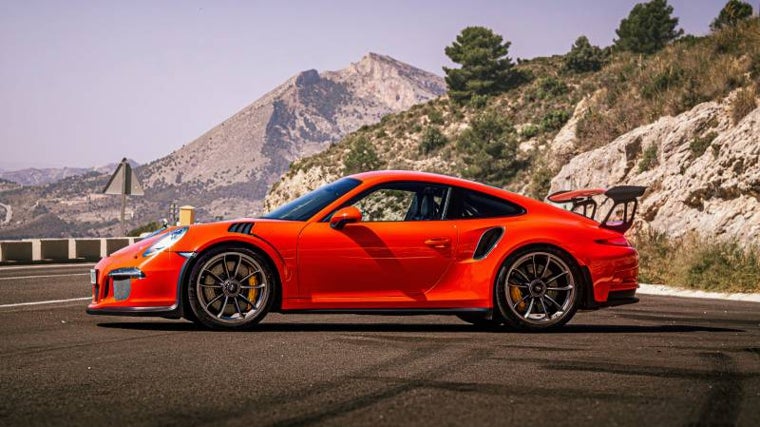 Porsche 911