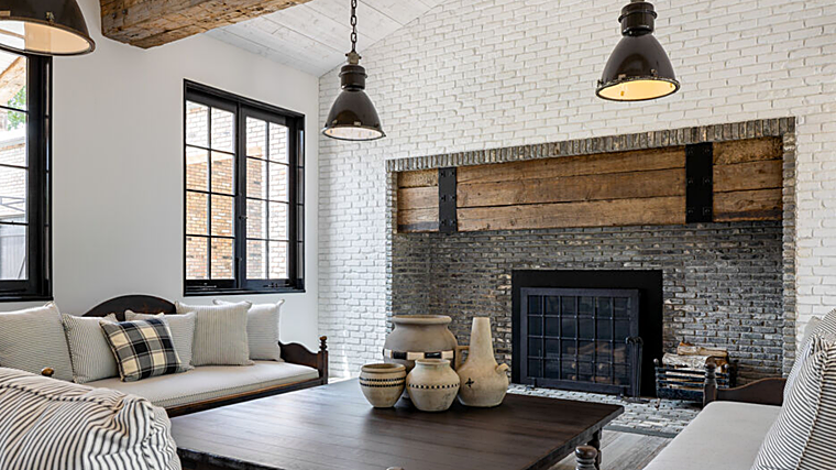 La vivienda ofrece cinco dormitorios y siete baños