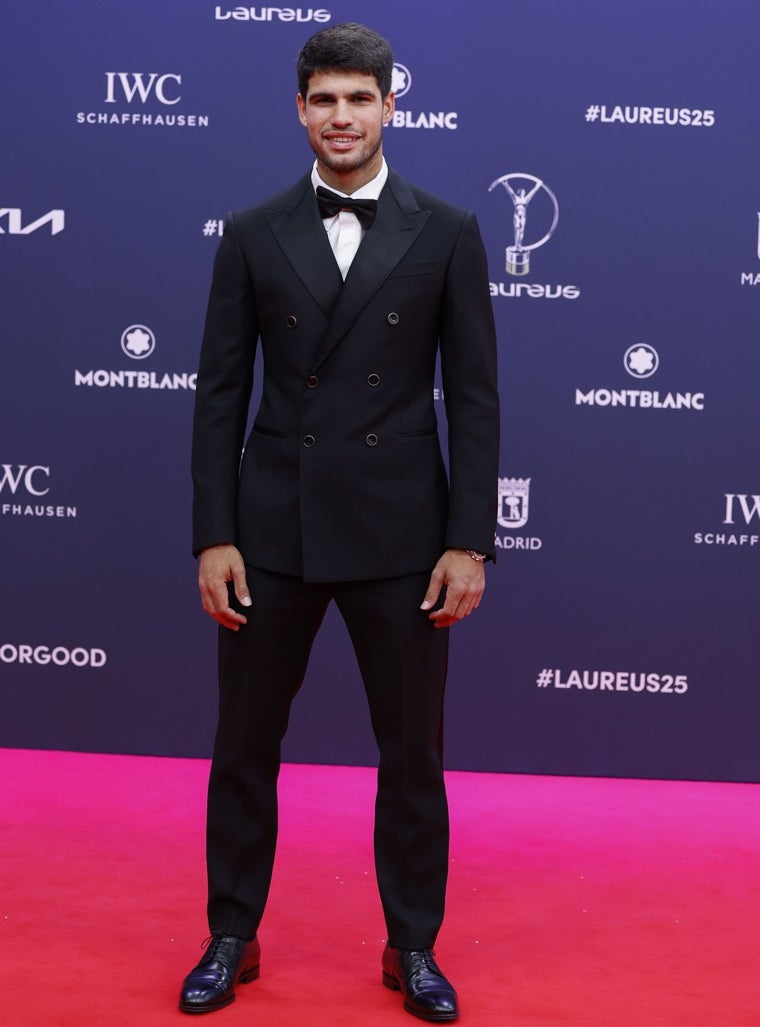 Carlos Alcaraz con esmoquin en los Premios Laureus