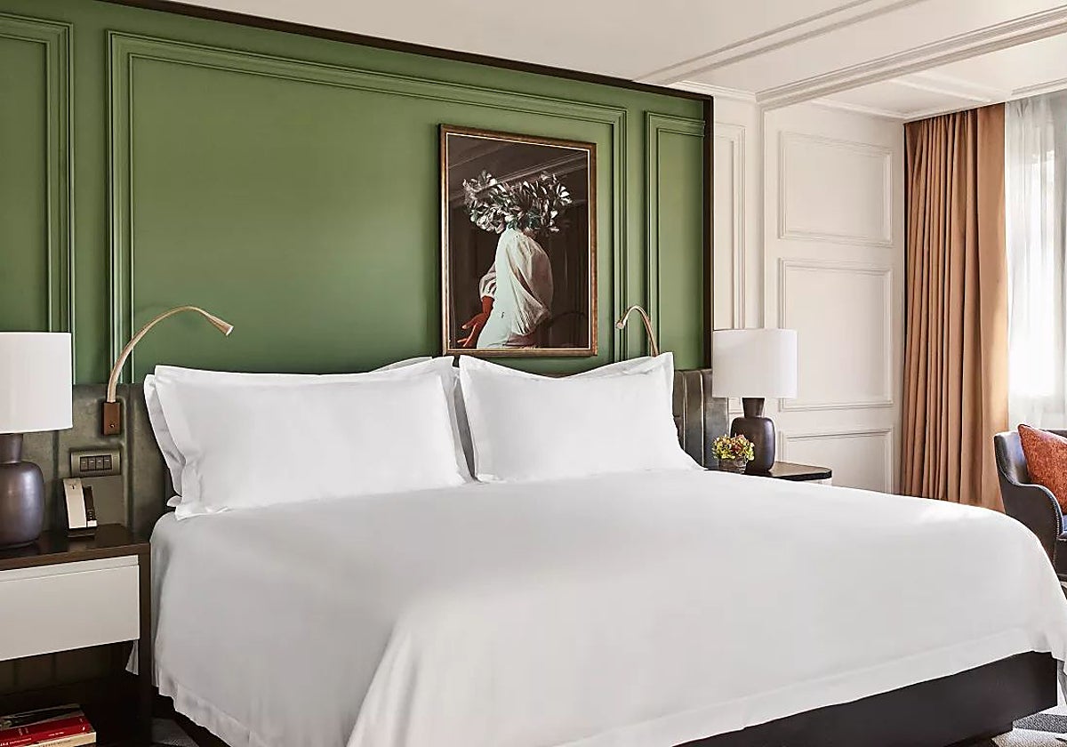 Una de las suites del hotel Rosewood Villamagna Madrid