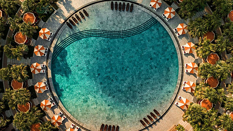 Imagen de una de las piscinas del hotel Jumeirah Marsa Al Arab