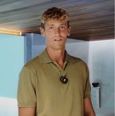Marcos Llorente enseña el interior de su nueva mansión en La Finca: piscina climatizada, sauna, spa y baño con tres lavabos