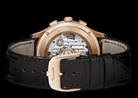 Imagem secundária 1 - Pedro Pascal e detalhes do relógio Master Control Chronograph Calendar