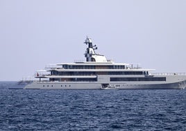 Mallorca, refugio de superyates: Spielberg, Zuckerberg y Bezos navegan en la isla