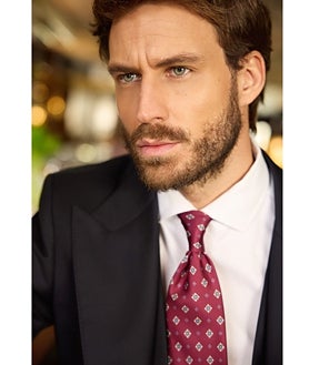 Imagen secundaria 2 - Algunos de los trajes de ceremonia o invitados en diferentes versiones