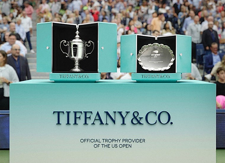 Los trofeos del Abierto de Estados Unidos.