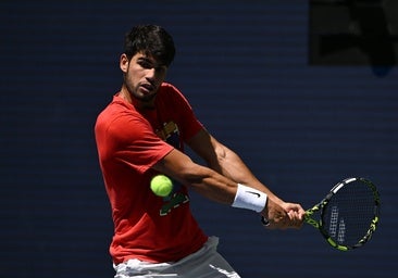 El sorprendente cambio de look de Carlos Alcaraz al que comparan con David Beckham