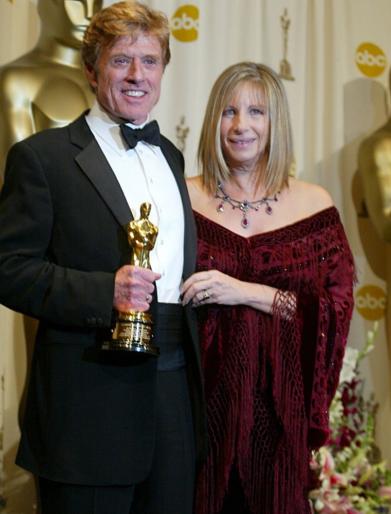 Junto a Barbra Streisand, cuando recibió el Oscar de honor.