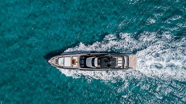 Imagen aérea del yate de los Beckham