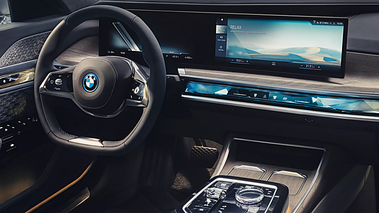 El interior de este vehículo incluye las últimas tecnologías