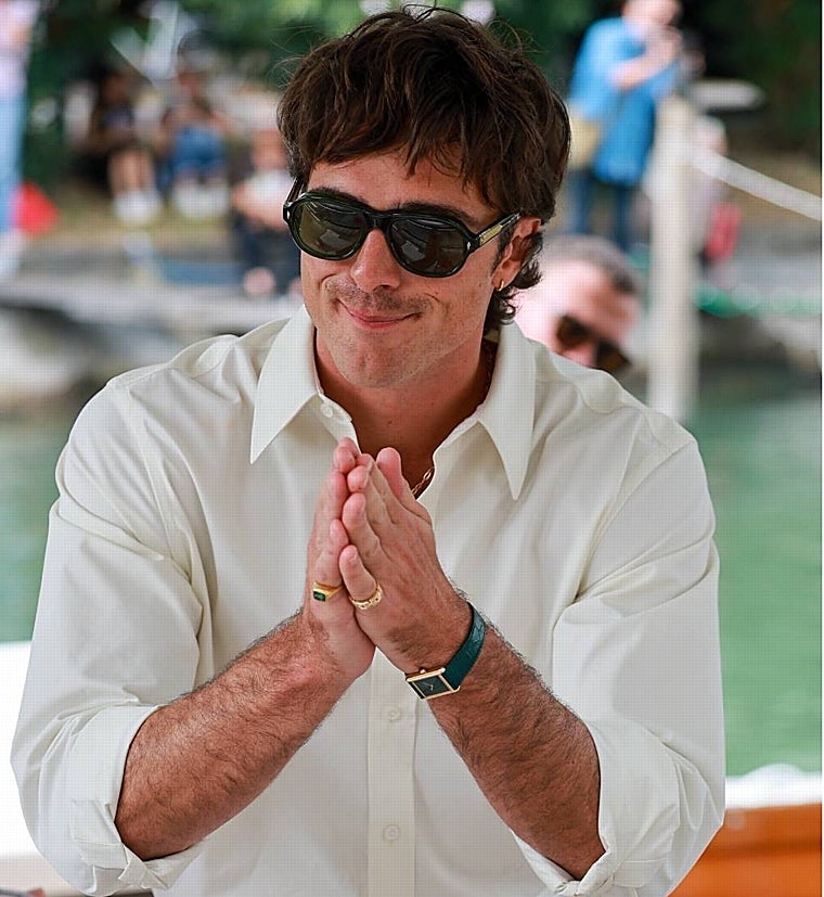 Jacob Elordi con Cartier Santos-Dumont XL