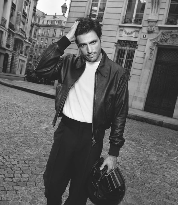 Carlos Sainz es embajador de la línea Elvive de L'Oréal Paris.
