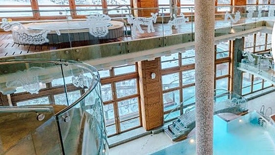 Así es el exclusivo hotel en el que Sánchez y Begoña Gómez pasan sus vacaciones en Andorra: hasta 2.000 euros la noche y spa de 5.000 metros cuadrados