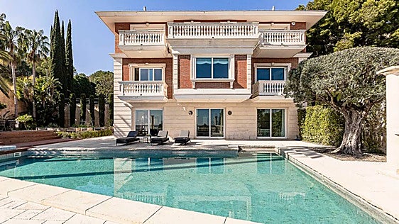 La villa de Pedralbes a la venta por 9,5 millones de euros que tiene Barcelona bajo sus pies