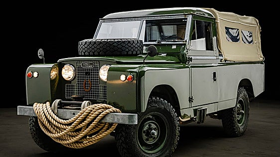 El Land Rover de Daniel Craig y Rachel Weisz que se ha vendido por 48.000 euros