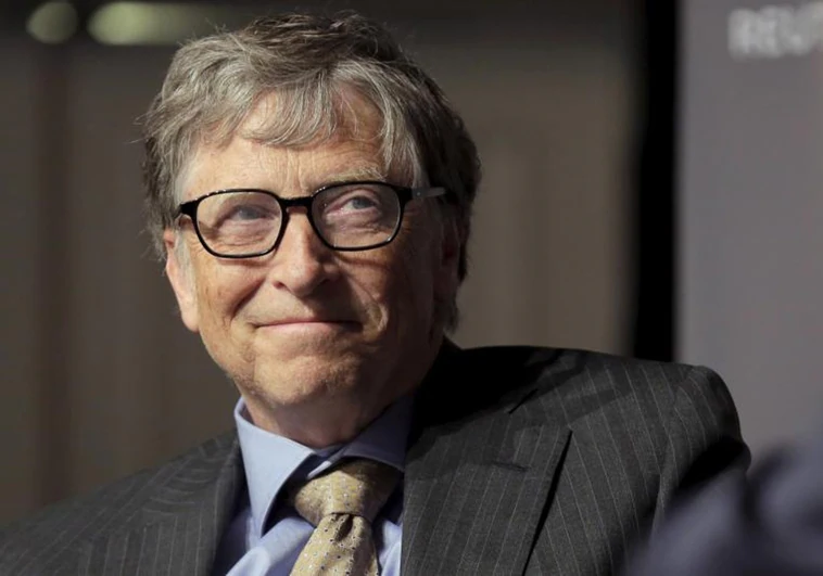 El peculiar teléfono que utiliza Bill Gates para evitar acumular 'gadgets'