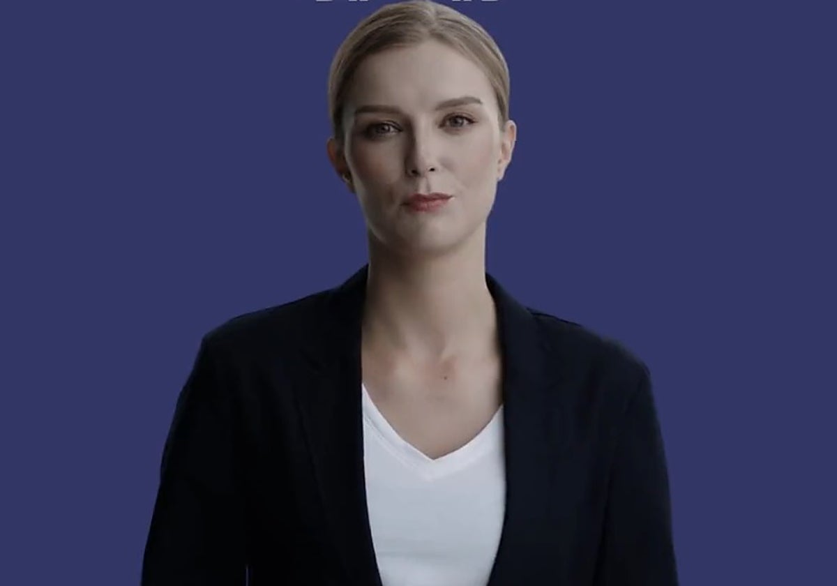 Conocida como 'Fedha', la presentadora apareció en la cuenta de Twitter del sitio web 'Kuwait News' el pasado sábado