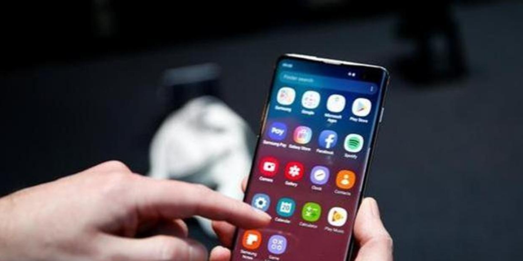 El uso desconocido pero muy util al marcar ##002# en tu telefono movil