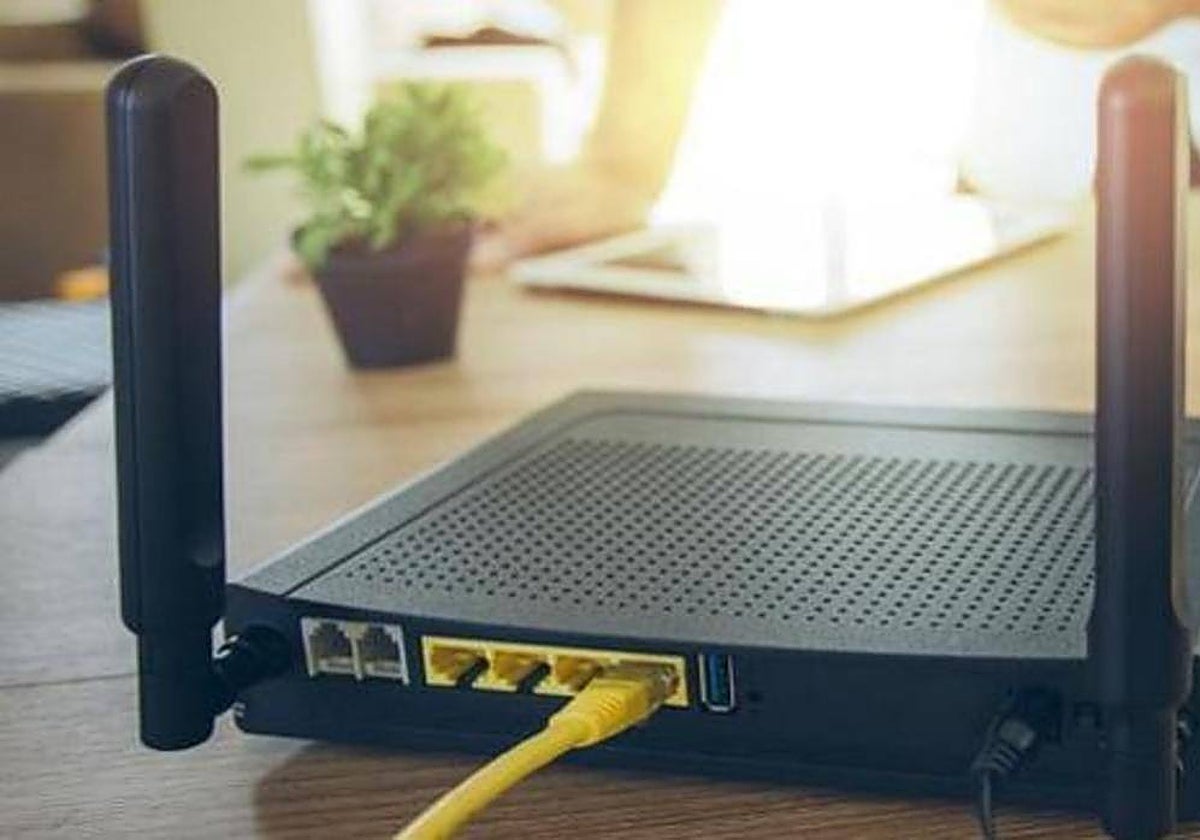 ¿Encendido o apagado? Lo que debes hacer con el router al irte de ...