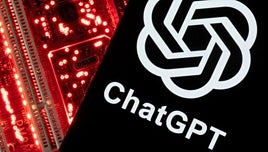 Cómo evitar que OpenAI utilice los datos privados que metes en ChatGPT para mejorar su IA