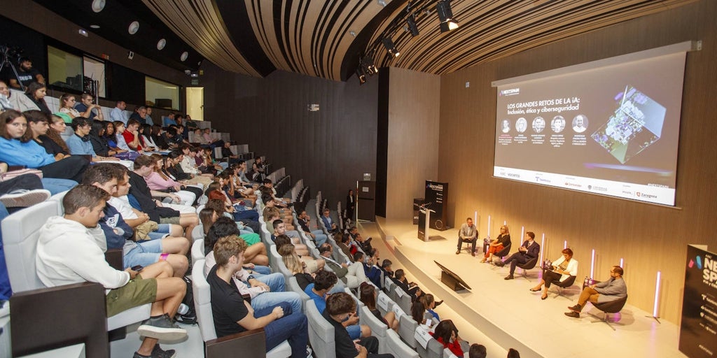La ciberseguridad y la regulación de la inteligencia artificial, a debate La ciberseguridad y la regulación de la inteligencia artificial, a debate