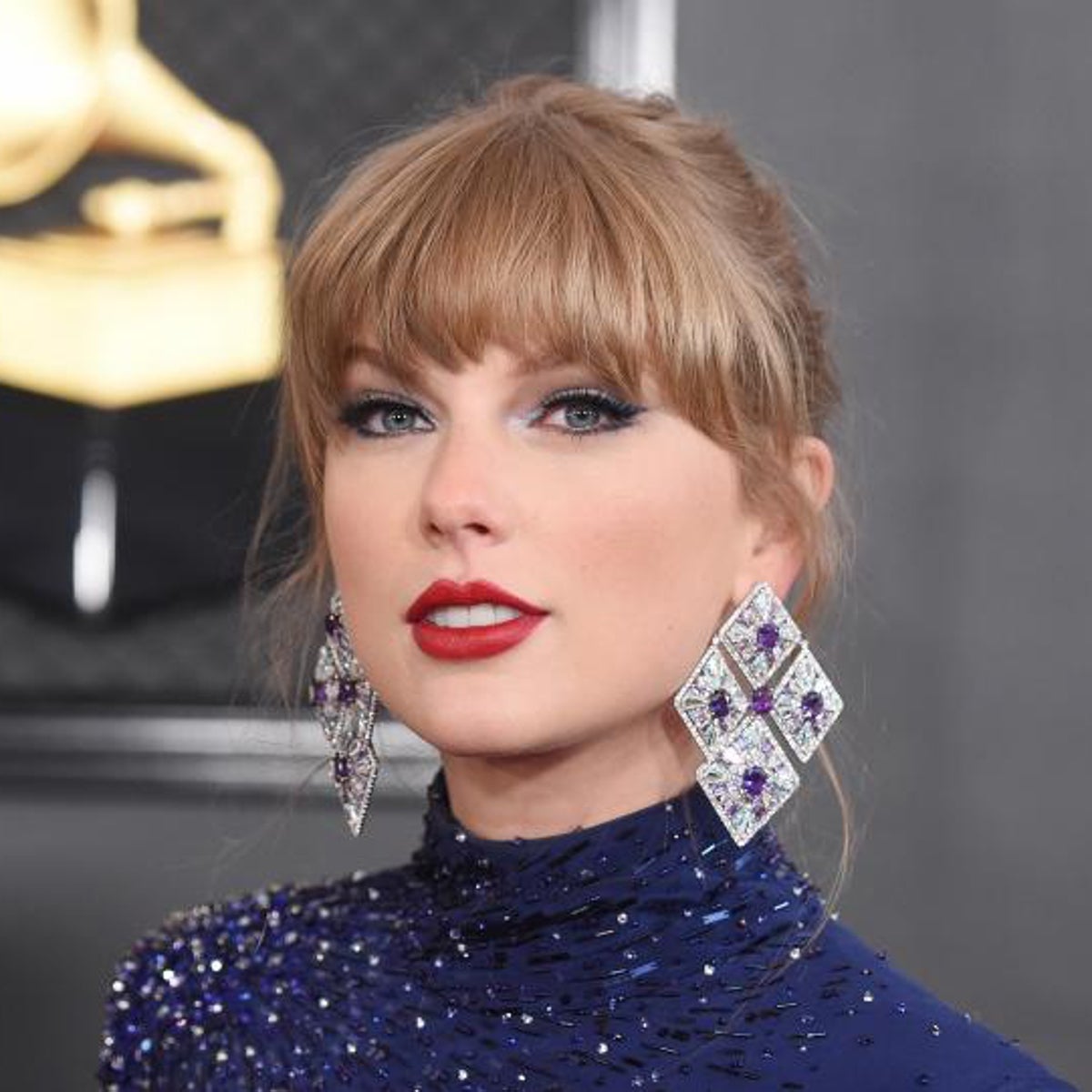 La red social X bloquea las búsquedas del término Taylor Swift después de  la avalancha de deepfakes porno de la cantante