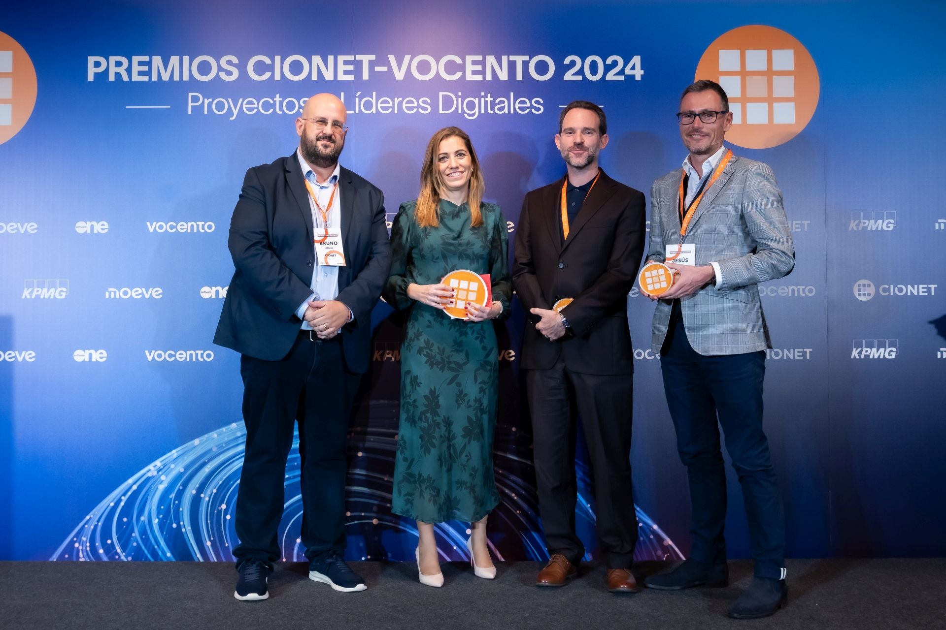 Finalistas y premiados de la cuarta edición de los Premios CIONET Vocento