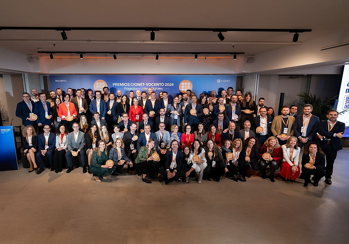 Finalistas y premiados de la cuarta edición de los Premios CIONET Vocento