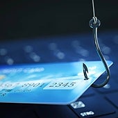 Tarjetas regalo falsas o sorteos: las diez estafas que te van a intentar colar esta Navidad