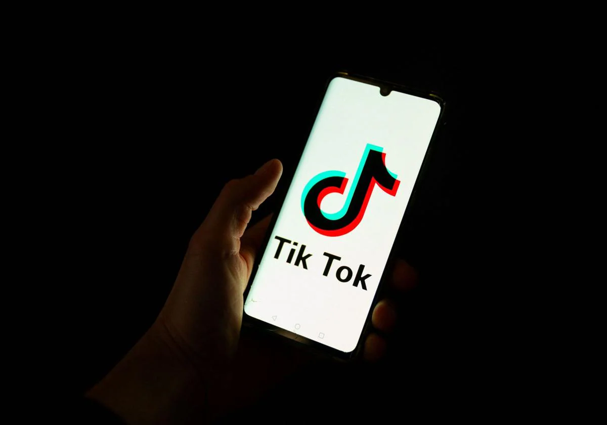 TikTok pide a Albania que «aclare urgentemente» sus planes para suspender el acceso a la plataforma en 2025