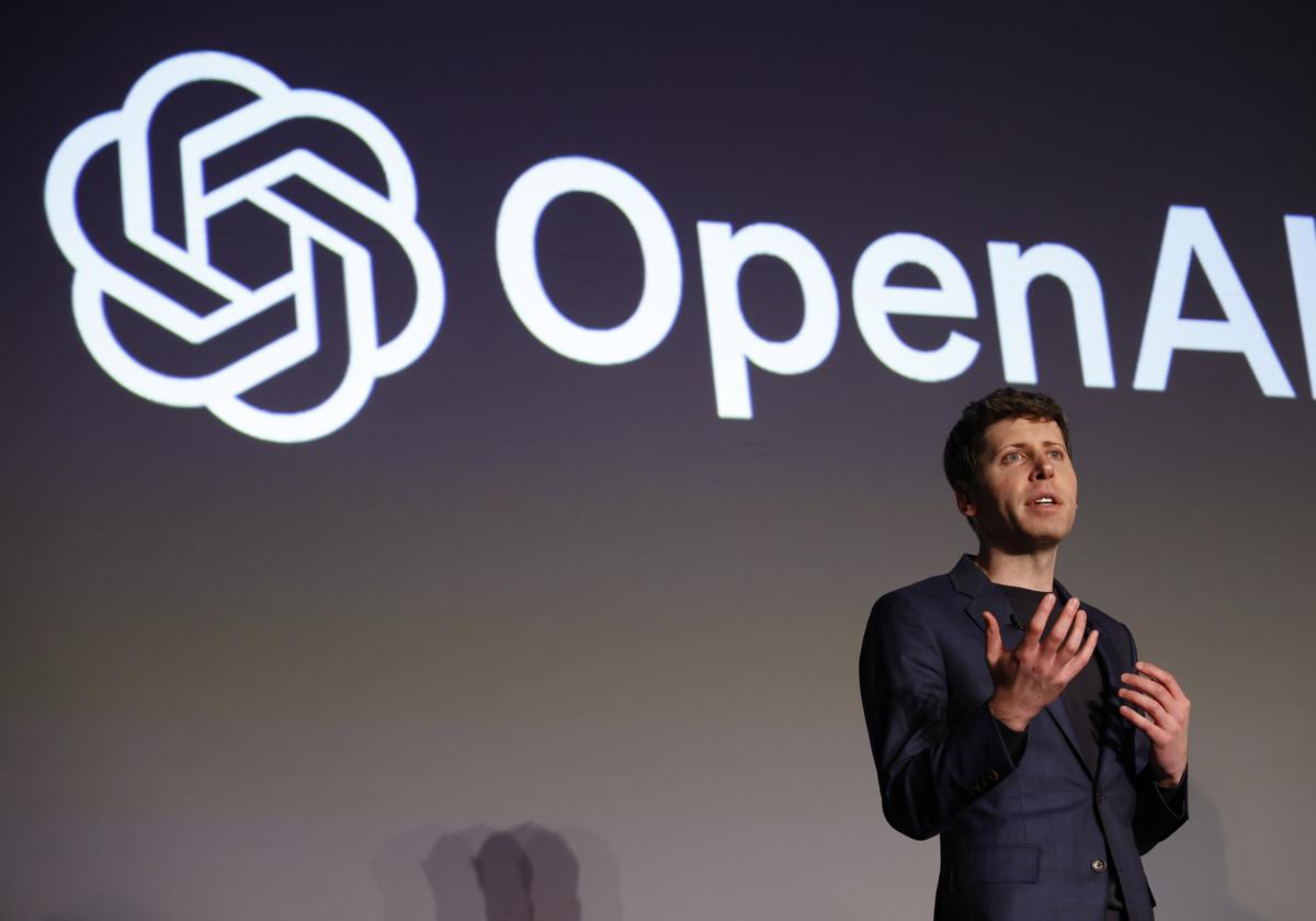 Sam Altman, CEO de OpenAI, habla durante una conferencia de prensa en Tokio.