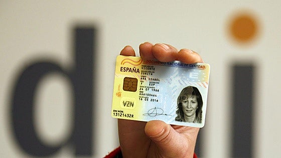 Así es el nuevo DNI digital que aprueba hoy el Gobierno: lo que puedes hacer con él y lo que no