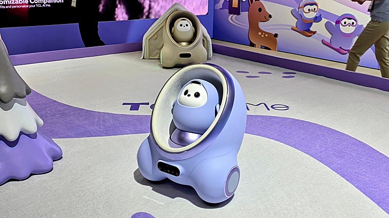 Robots para acompañar niños y pantallas que flotan: los &#039;gadgets&#039; más curiosos de IFA 2025