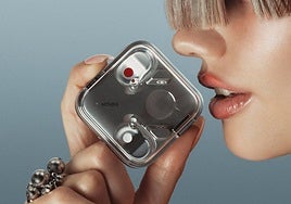 Probamos  los primeros auriculares con los que puedes responder llamadas sin sacarlos del estuche de carga