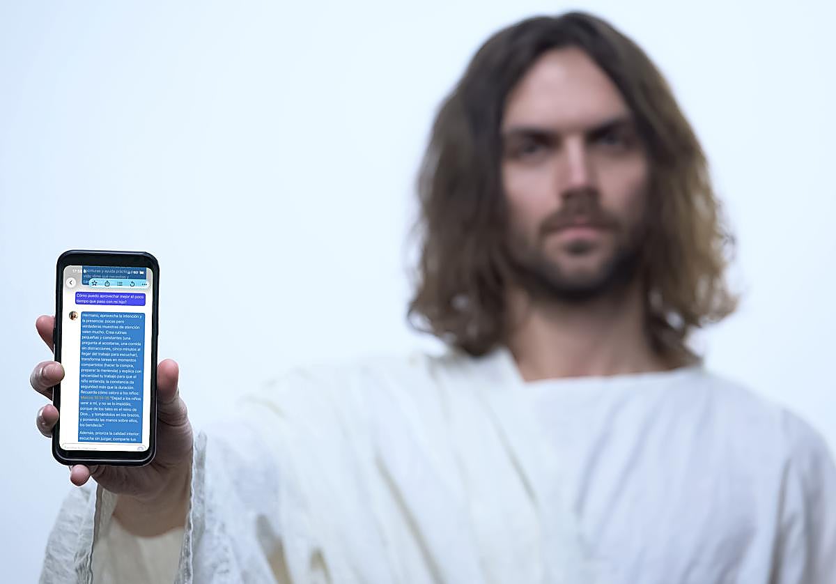 Actualmente en las tiendas de aplicaciones hay decenas de plataformas de IA religiosa que acumulan millones de descargas