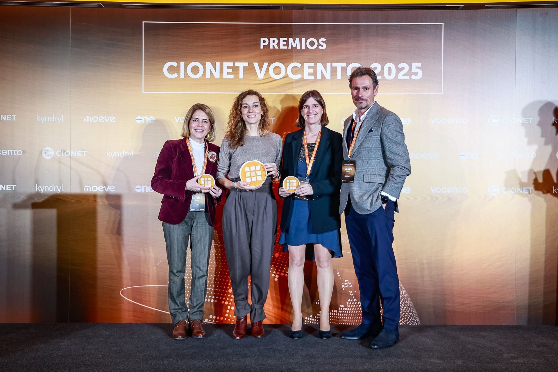 Finalistas y premiados