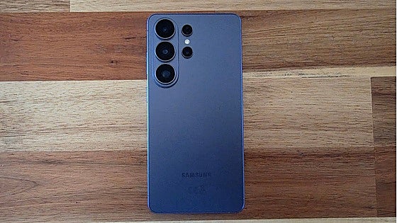 Probamos el Samsung Galaxy S26 Ultra: el móvil definitivo contra los fisgones que te miran la pantalla