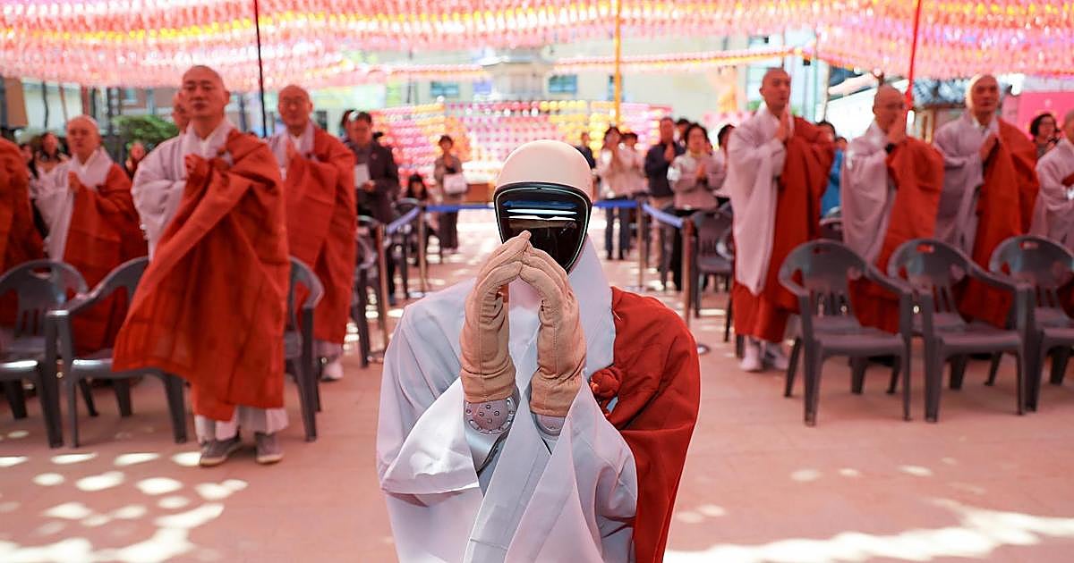 Gabi, el robot monje budista de Corea del Sur