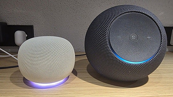 Alexa+ contra Gemini: enfrentamos a los dos 'cerebros' que quieren controlar tu casa