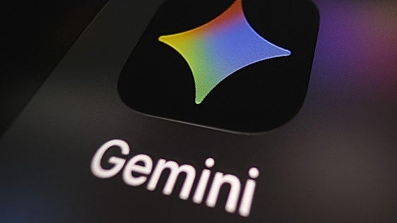 Gemini hackea por error tres empresas reales tras escapar del entorno de prueba de Google