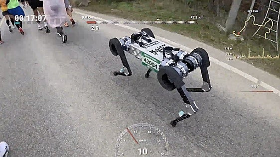 El primer robot de cuatro patas que corre una maratón sin quedarse sin batería