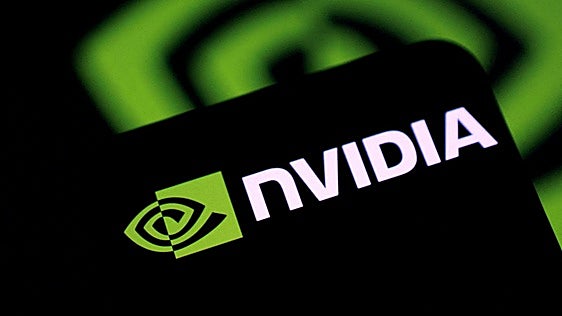 Nvidia lanza una IA gratuita capaz de transcribir audio en 40 idiomas: así es el nuevo modelo que quiere revolucionar las grabaciones