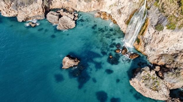 Vista de la cascada de Maro desde el aire