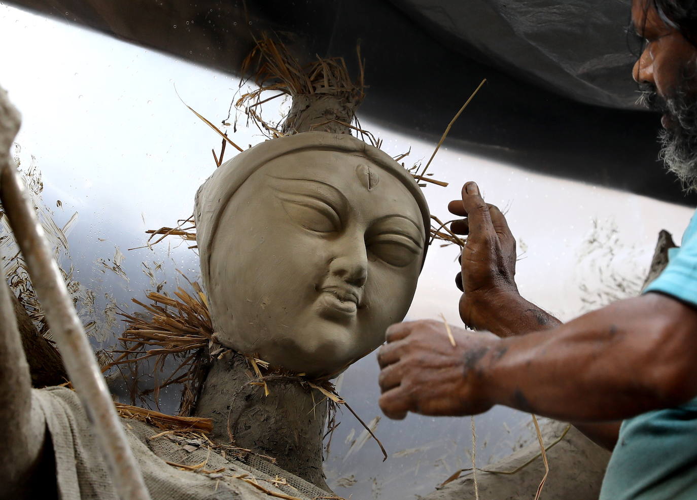 Preparativos del Durga Puya en el distito de Kumartuli, en Calcuta