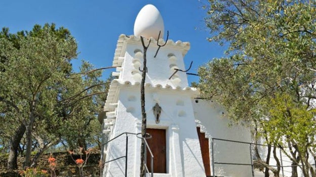 Fachada Casa-Museu Salvador Dalí