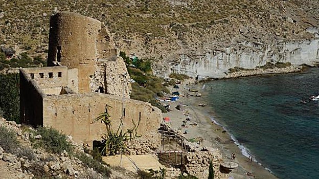 El Castillo San Pedro custodiaba una fuente de agua dulce.