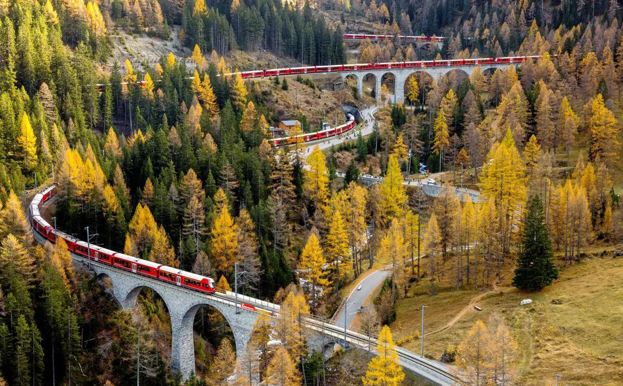 El tren de 1.906 metros de largo, el pasado sábado, para celebrar los 175 años del ferrocarril suizo