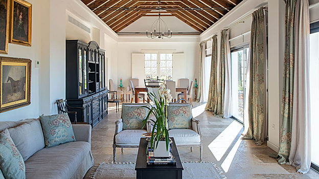 Salón-comedor del Cortijo La Motilla